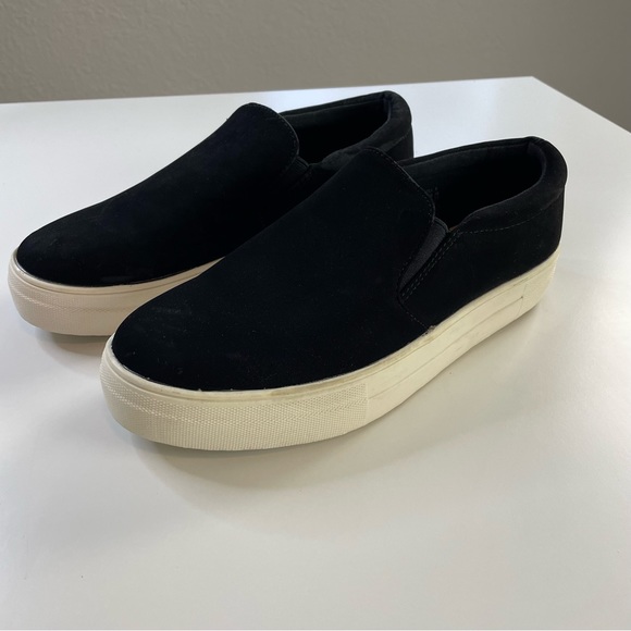 BRASH Women’s Slip in Tennis Shoe Sneaker with Faux Suede Size 8 - Picture 2 of 10